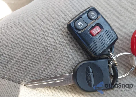 2007 Ford Escape Xlt из США, поврежденный, VIN 1FMYU03Z17KB60416